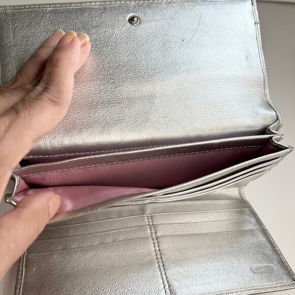 Coach Pleated Silver Metallic Leather Full Size Trifold Checkbook Wallet - Picture 6 of 6